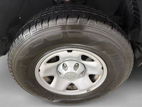 Used 2019 Toyota Tacoma SR w/ SR Convenience Package RWD image 12