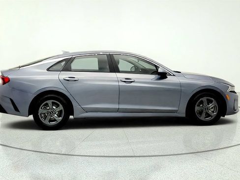 Used 2022 Kia K5 LX FWD image 4