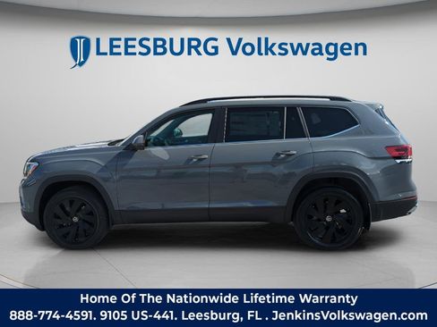 New 2026 Volkswagen Atlas SE image 11