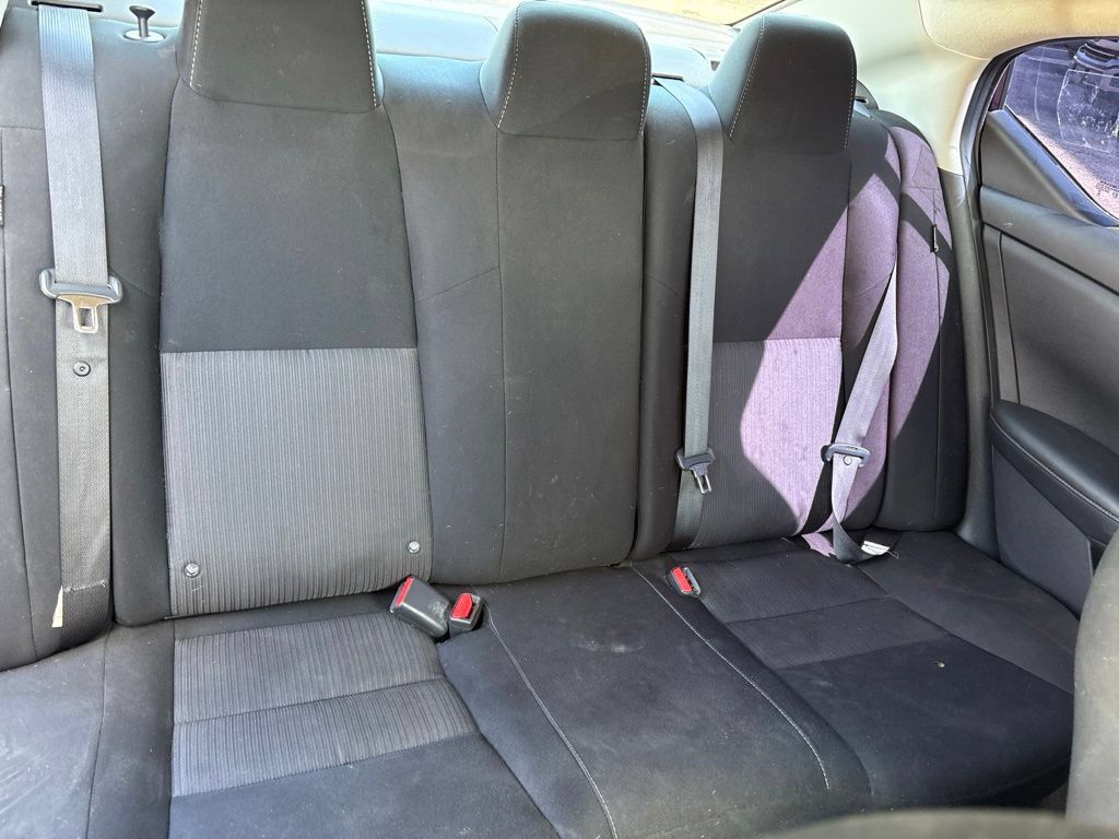 Used 2024 Nissan Sentra SV FWD image 9