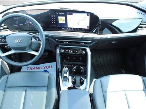 Certified 2025 Audi Q5 Premium w/ Convenience Package AWD/4WD image 19