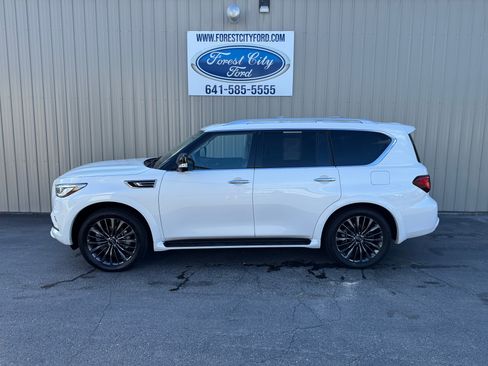 Used 2021 INFINITI QX80 Premium Select w/ All-Season Package image 1