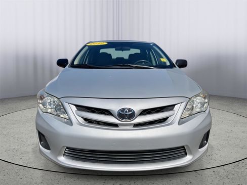 Used 2012 Toyota Corolla L FWD image 18