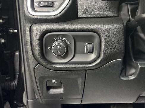 New 2026 RAM 1500 Express AWD/4WD image 11