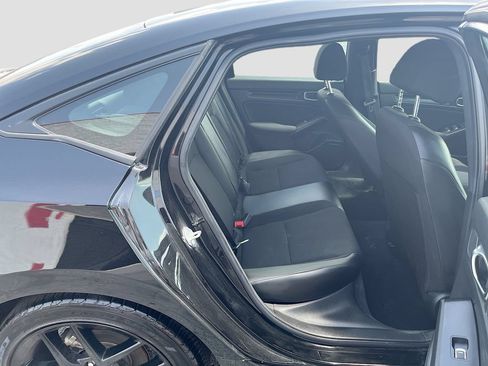 Used 2025 Honda Civic Sport image 25