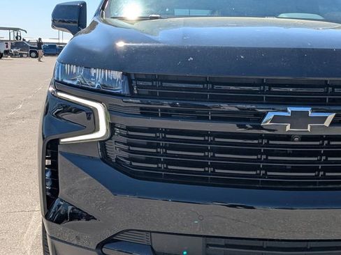 Used 2024 Chevrolet Suburban RST w/ Luxury Package image 9