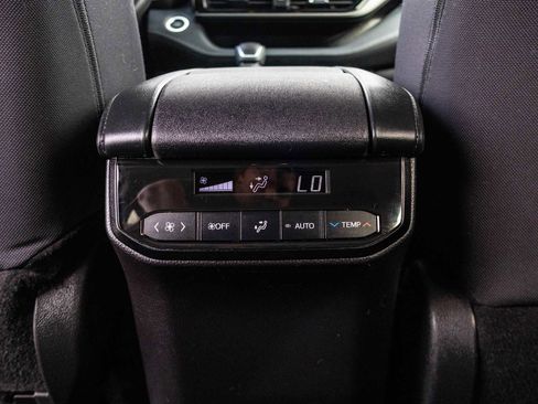 Certified 2024 Toyota Highlander LE image 21