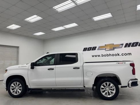 Used 2025 Chevrolet Silverado 1500 Custom AWD/4WD image 8