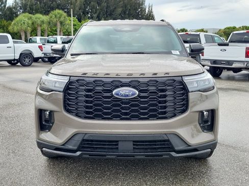 New 2026 Ford Explorer ST-Line RWD image 2