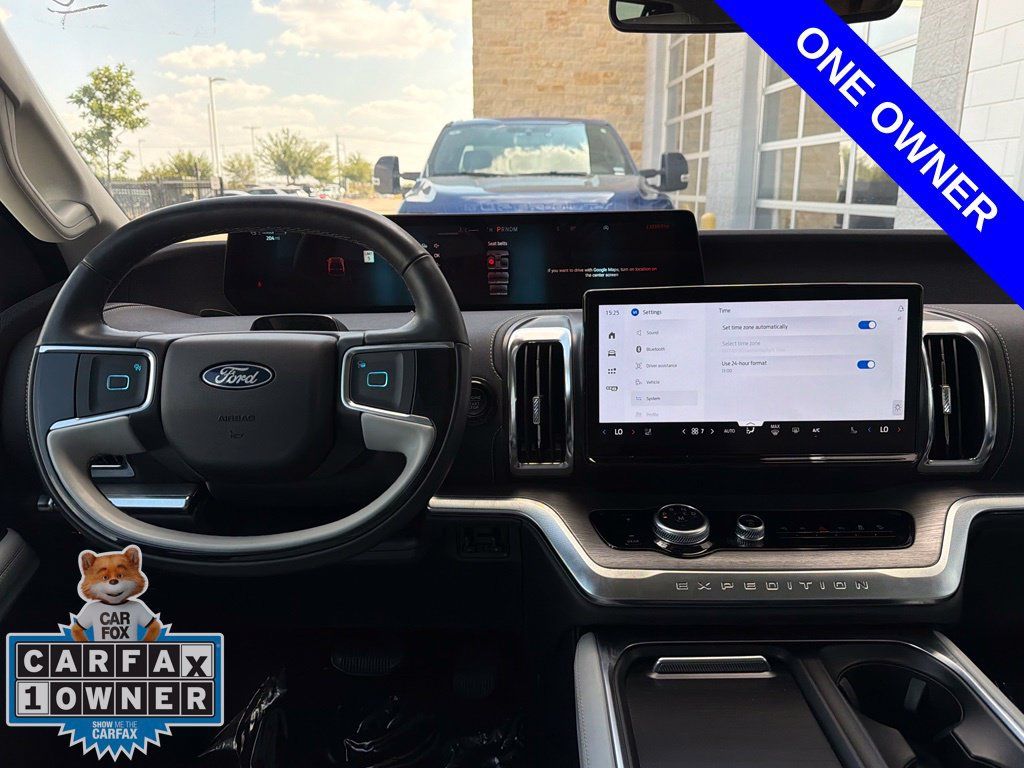 Used 2025 Ford Expedition Max Platinum AWD/4WD image 7