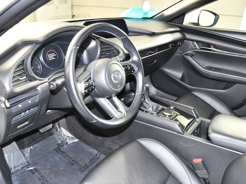Used 2024 MAZDA MAZDA3 s FWD image 2