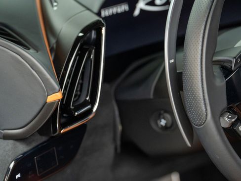 Certified 2022 Ferrari Roma image 31