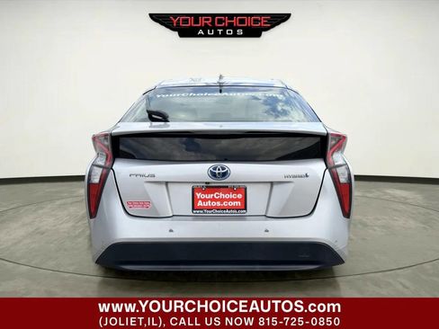 Used 2016 Toyota Prius Four w/ Advanced Technology Package image 4