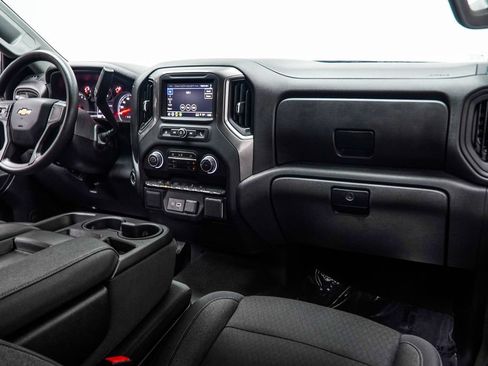 Used 2025 Chevrolet Silverado 1500 Custom RWD image 17