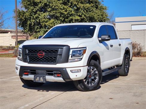 Used 2024 Nissan Titan PRO-4X w/ Pro-4x Convenience Package image 1