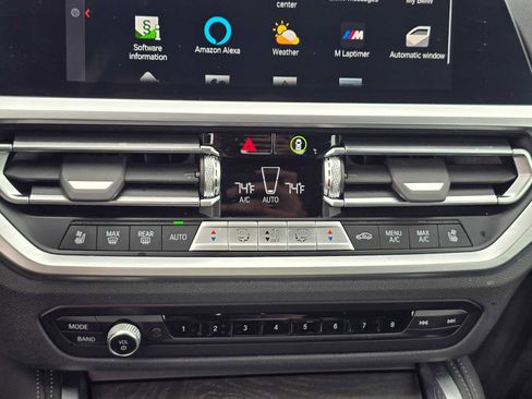 Used 2023 BMW 440i xDrive Convertible w/ Premium Package image 24