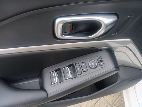 Used 2025 Acura Integra FWD image 18