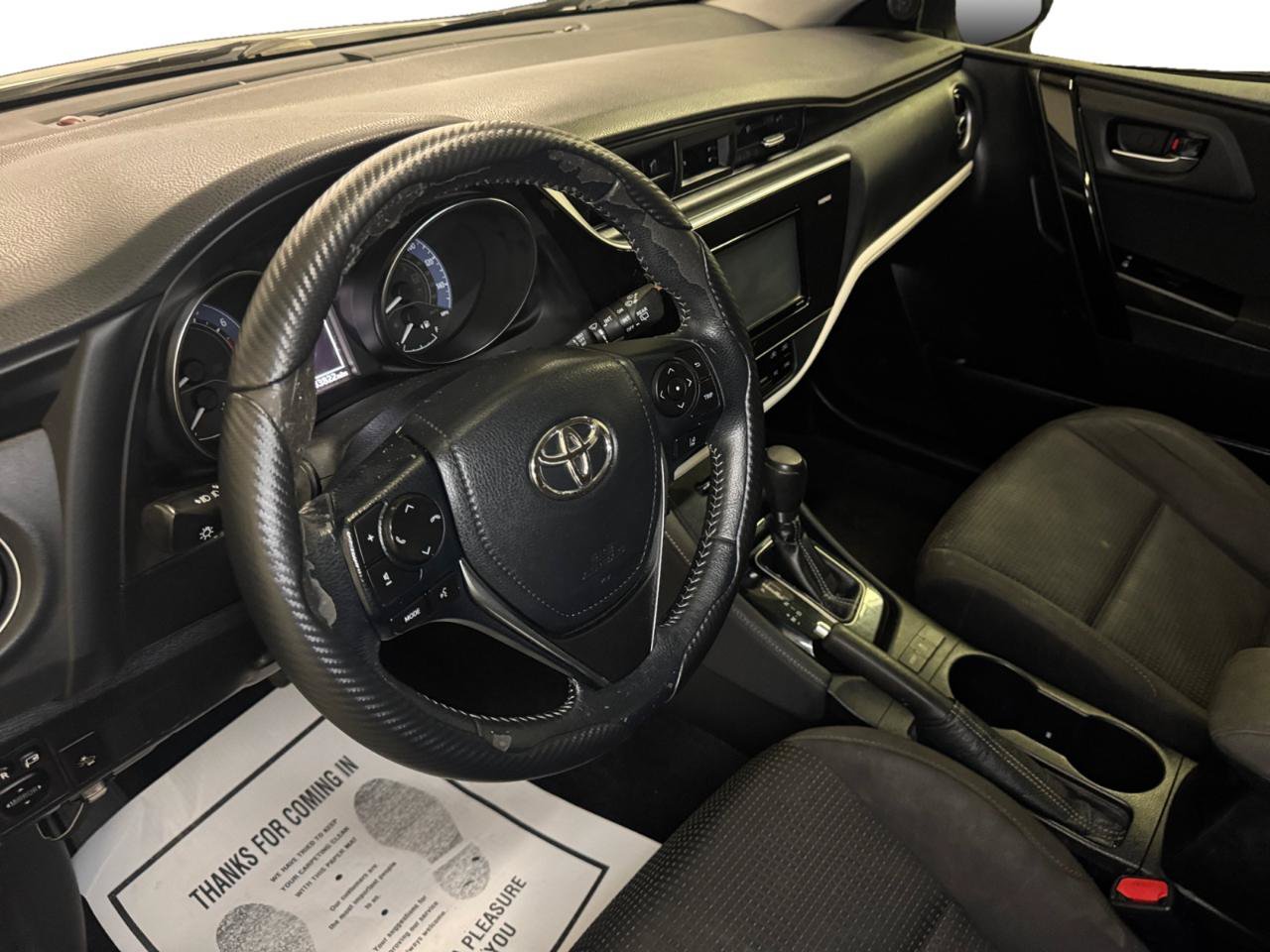 Used 2017 Toyota Corolla iM FWD image 3