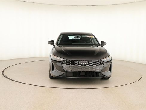 Certified 2025 Audi A5 2.0T Prestige w/ 19" Wheel Package image 11