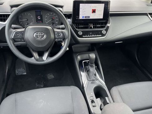 Used 2023 Toyota Corolla LE image 10