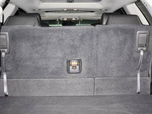 Used 2016 Buick Enclave Leather image 9