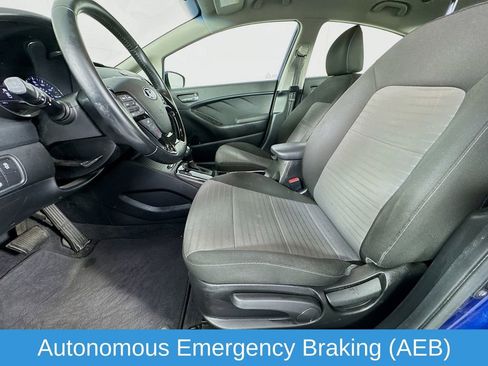 Used 2017 Kia Forte S w/ S Technology Package image 24