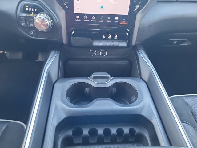 Used 2025 RAM 1500 Laramie AWD/4WD image 18