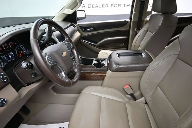 Used 2019 Chevrolet Suburban LT AWD/4WD image 16