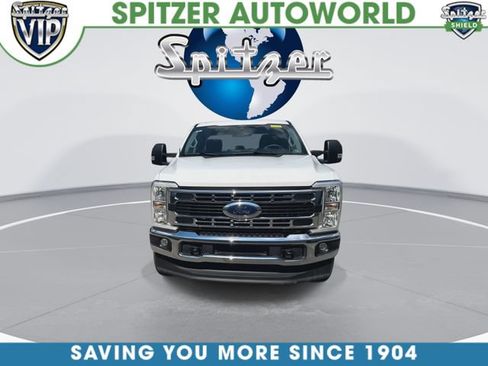 Used 2025 Ford F250 XLT AWD/4WD image 3