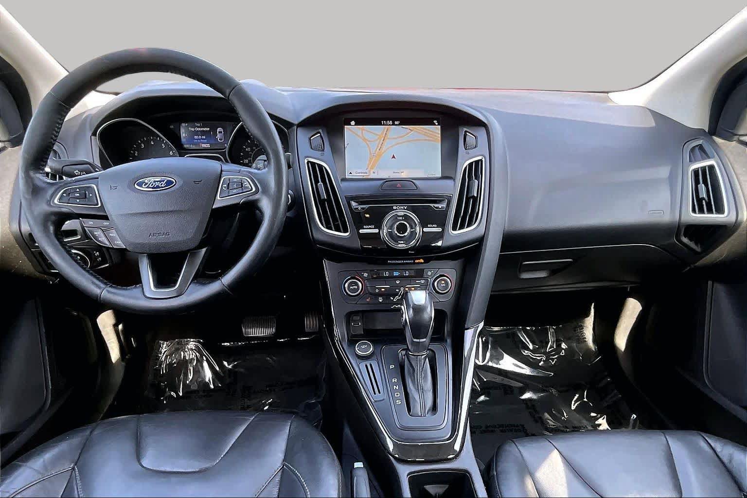Used 2016 Ford Focus Titanium FWD image 16