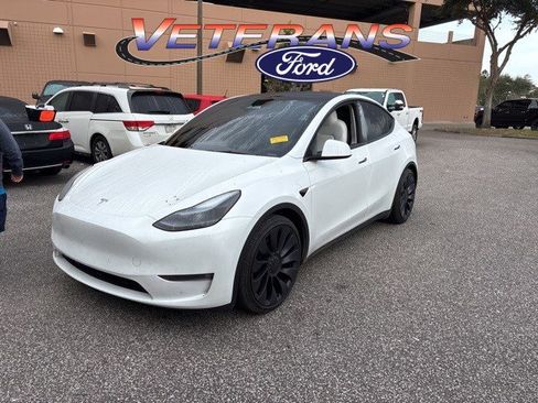 Used 2024 Tesla Model Y Performance image 1