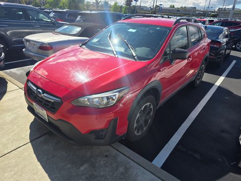Used 2022 Subaru Crosstrek 2.0i image 1