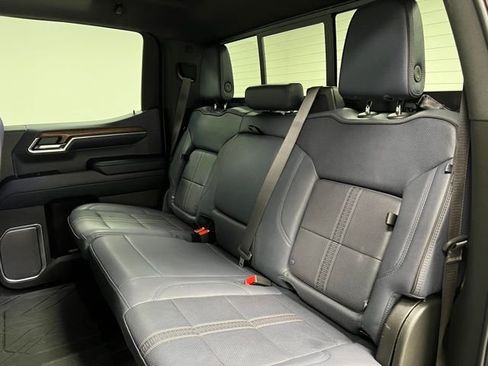 Used 2023 Chevrolet Silverado 1500 High Country w/ High Country Premium Package AWD/4WD image 47