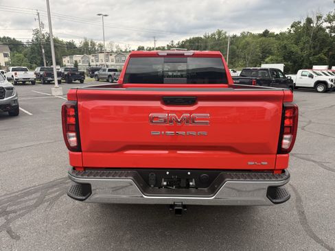 New 2025 GMC Sierra 1500 SLE w/ Preferred Package image 4
