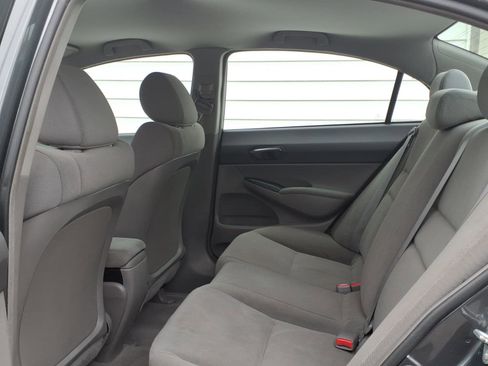 Used 2010 Honda Civic DX-VP image 10