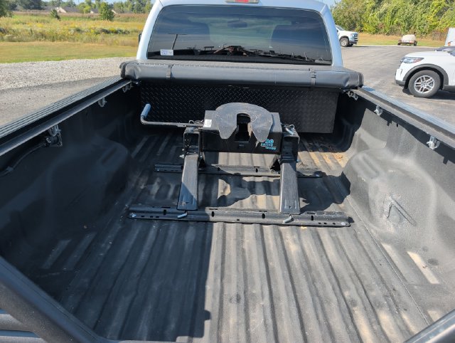 Used 2016 Ford F250 XL w/ Power Equipment Group AWD/4WD image 4