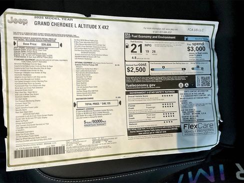 New 2025 Jeep Grand Cherokee L Altitude image 14