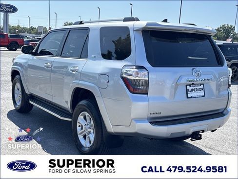 Used 2024 Toyota 4Runner SR5 Premium w/ Moonroof Package AWD/4WD image 9