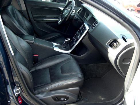 Used 2014 Volvo S60 T5 image 15