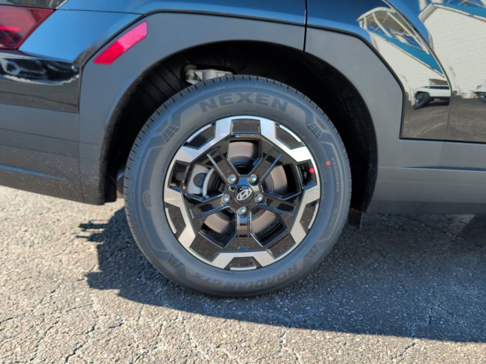 Certified 2026 Hyundai Santa Fe SEL w/ Tow & Go Package FWD image 23