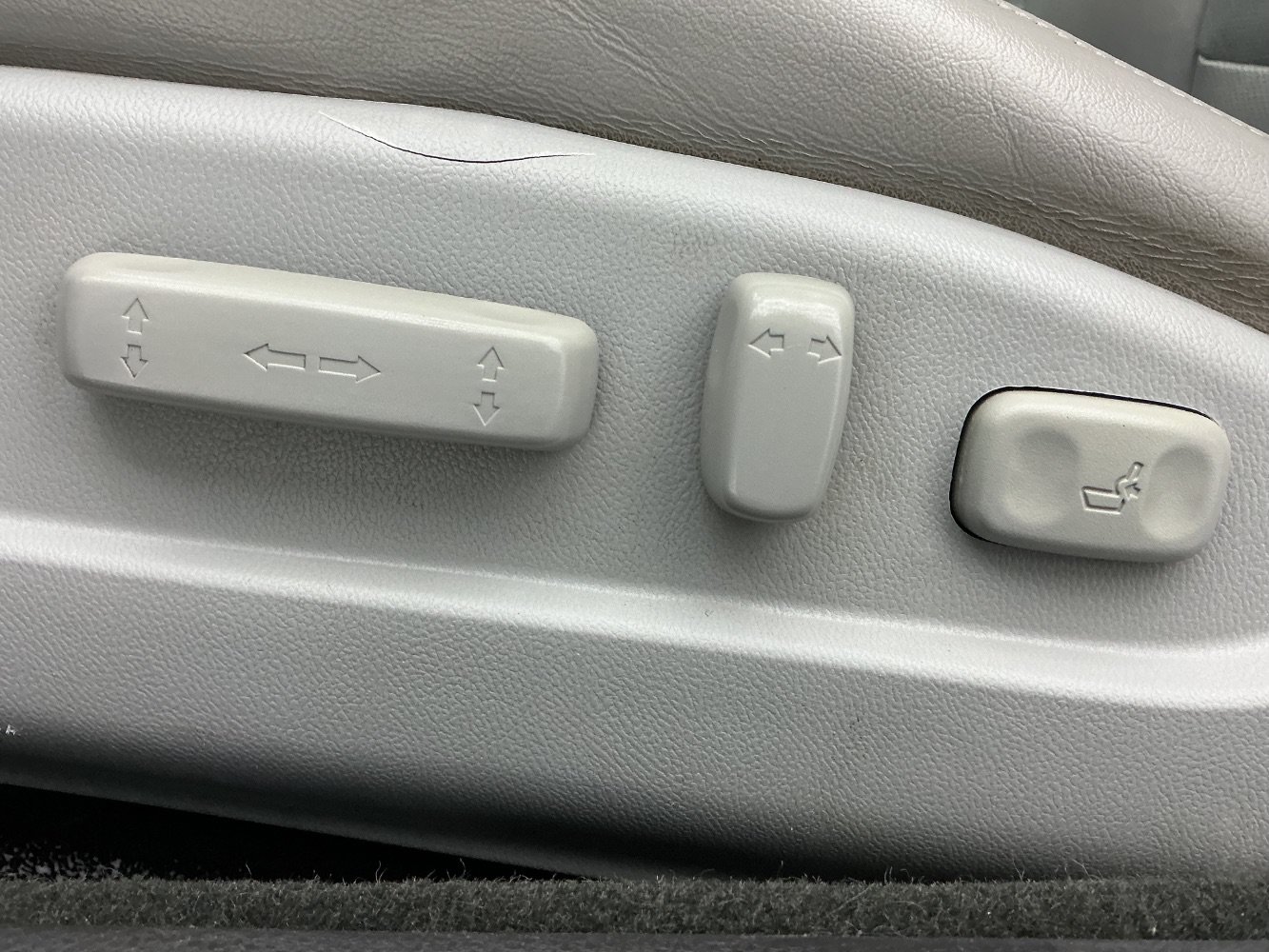 Used 2016 Acura TLX w/ Technology Package FWD image 39
