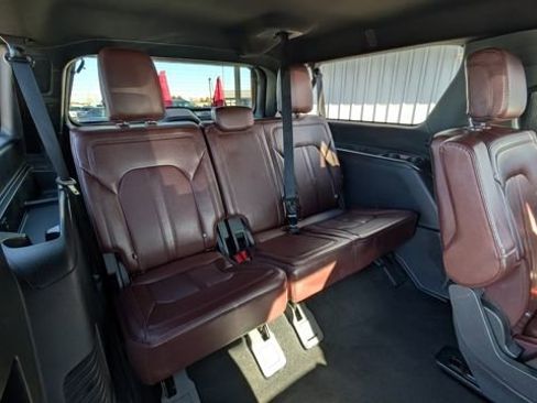 Used 2024 Ford Expedition Max Limited image 35