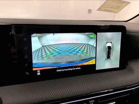 New 2025 Nissan Kicks SR w/ Illumination Package AWD/4WD image 26