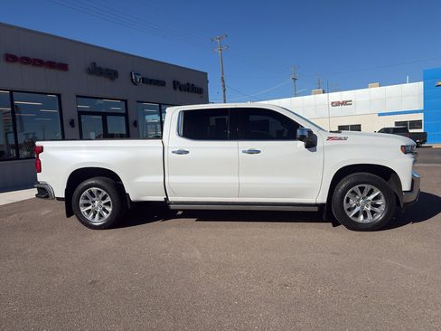 Used 2021 Chevrolet Silverado 1500 LTZ AWD/4WD image 4