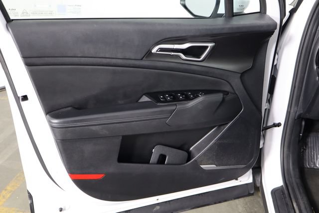 Certified 2025 Kia Sportage EX FWD image 19