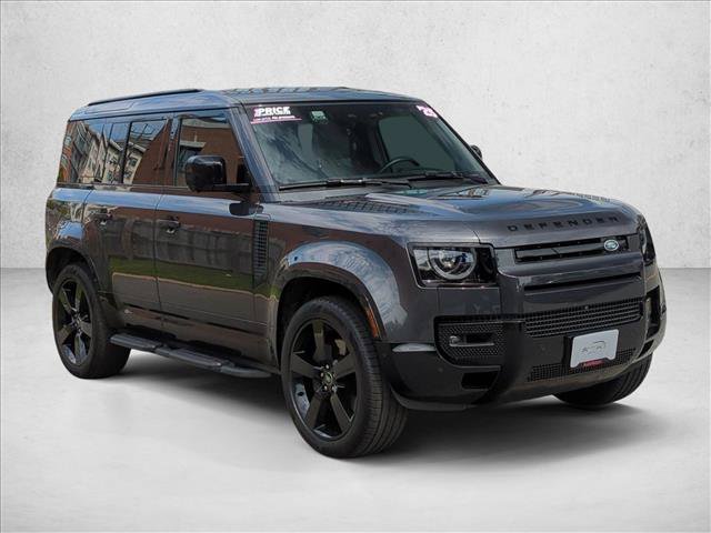 Certified 2025 Land Rover Defender 110 X-Dynamic SE AWD/4WD image 3