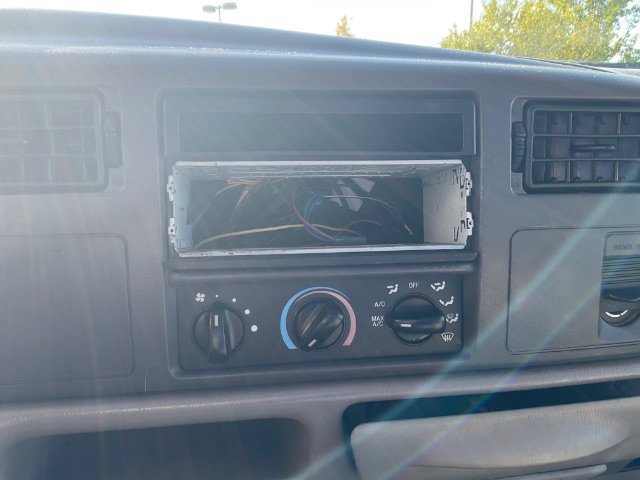 Used 1999 Ford F250 XLT AWD/4WD image 22