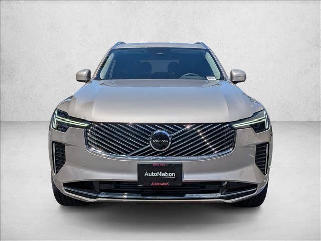New 2026 Volvo XC90 T8 Plus w/ Protection Package AWD/4WD image 5
