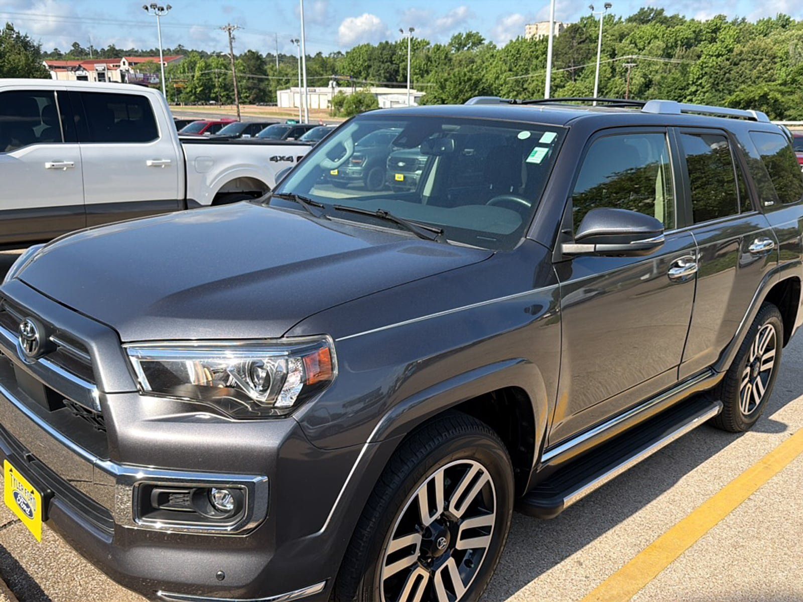 Used 2023 Toyota 4Runner Limited AWD/4WD image 5