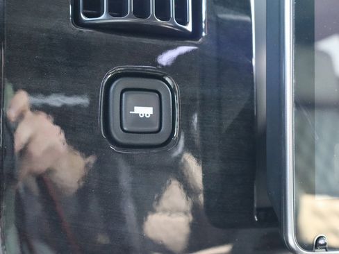 New 2025 Chevrolet Express 2500 Extended w/ Driver Convenience Package image 30